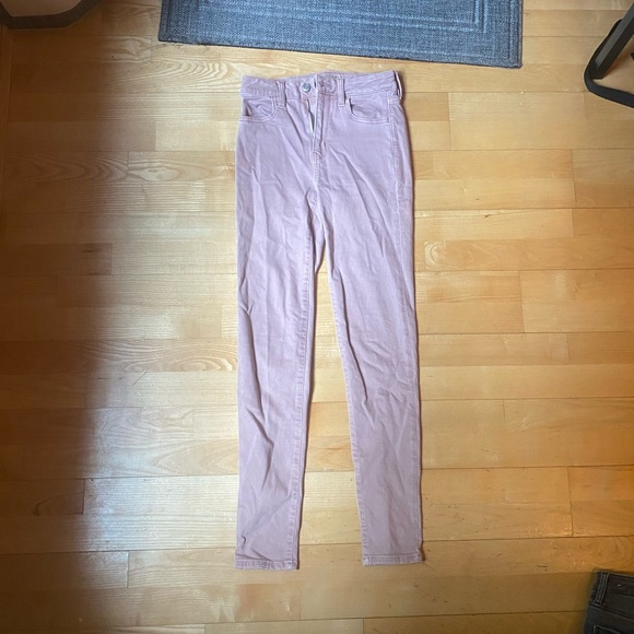 AMERICAN EAGLE. SIZE 0. ROSE PINK/ NUDE COLOR JEANS. - Picture 2 of 5